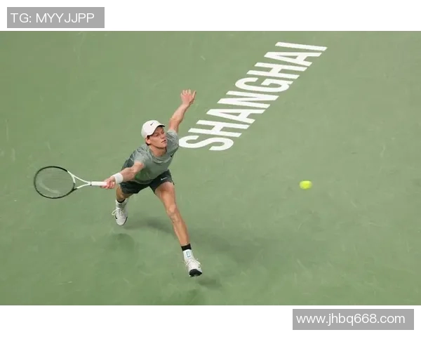 上海网球队精英赛征程揭秘：从默默无闻到耀眼之星的奋斗故事