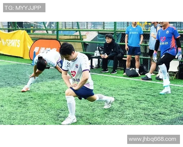 杭州足球队心理素质引发热议球迷与专家各执己见分析争论