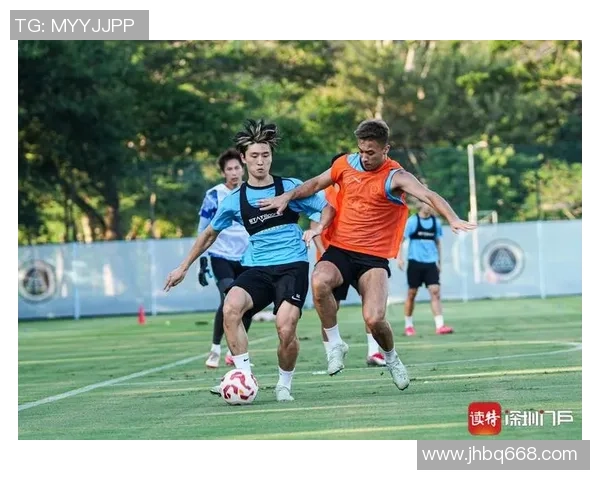 重庆篮球队比赛经验引发热议球迷对战术选择和球员表现的争论不断 重庆篮球队比赛经验引发热议球迷对战术选择和球员表现的争论不断